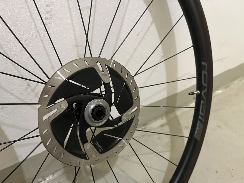 Roval SLX 24 vcetne kazety Dura Ace 11s 11-28 + Dura Ace kotouce + Plaste Continental All Season