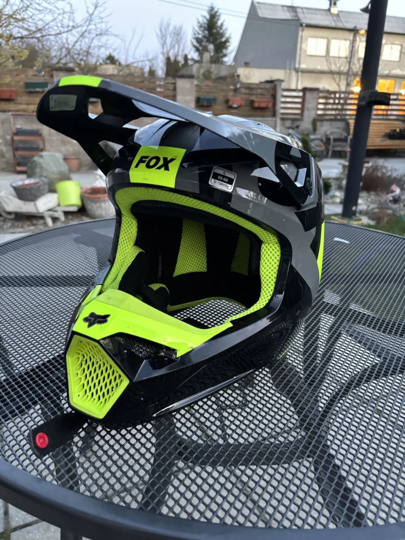 Fox integrální přilba