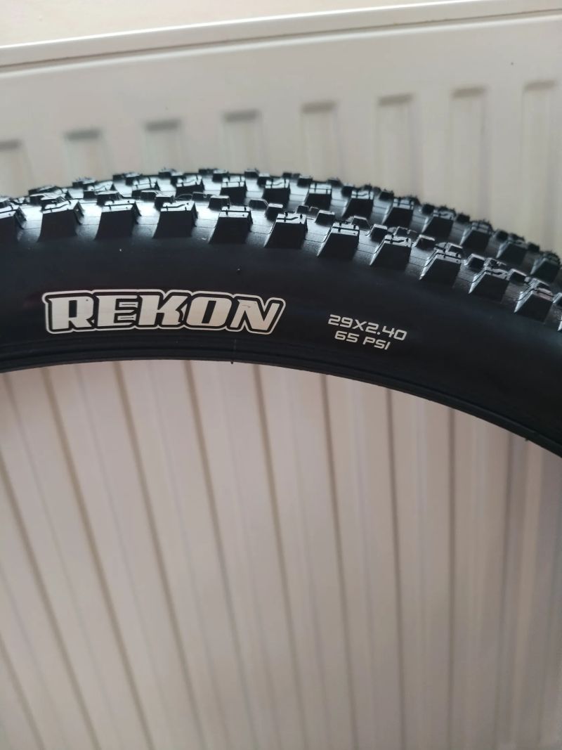 Maxxis Rekon 29x2.40