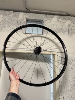 Hunt 4 Seasoni Gravel Disc X-Wide