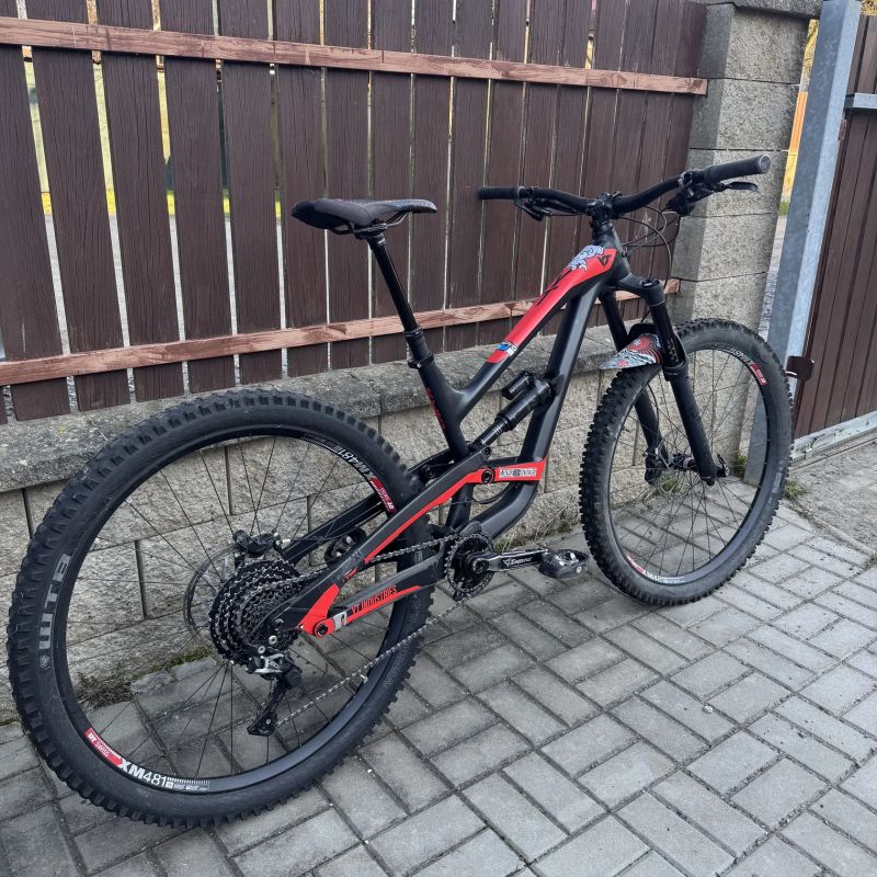 YT Industries capra