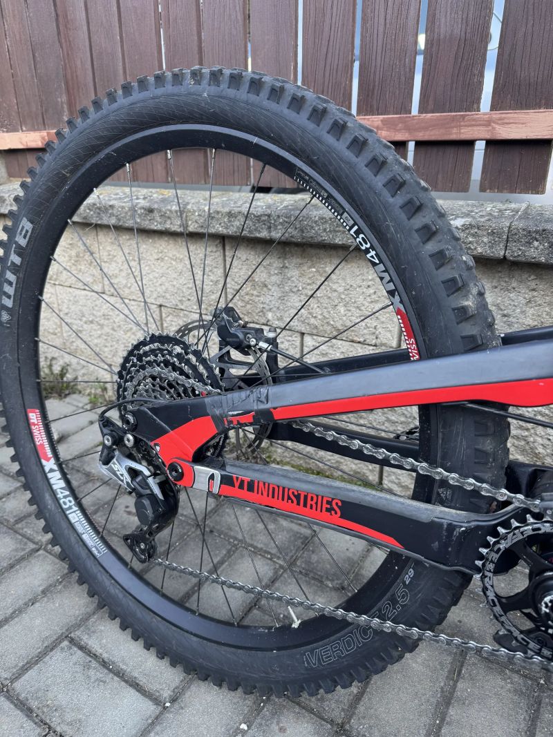 YT Industries capra