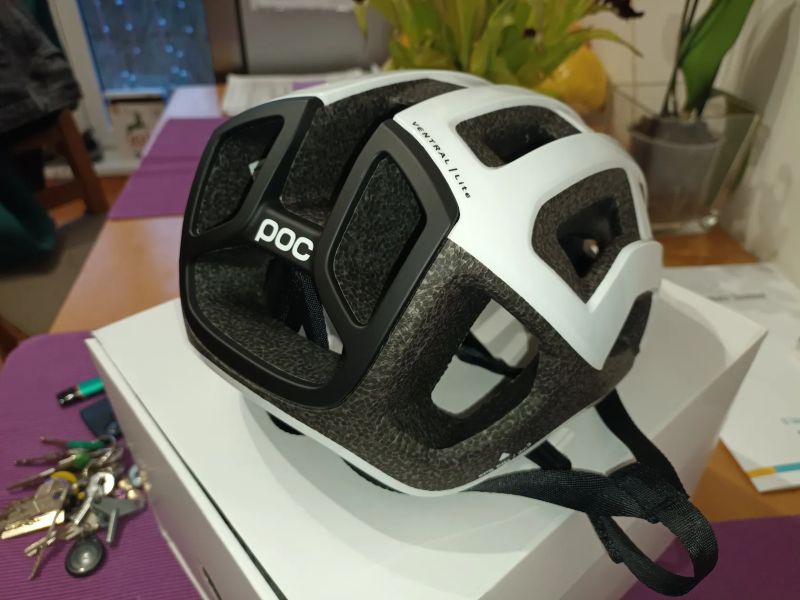 Prodám helmu POC Venrtral Lite