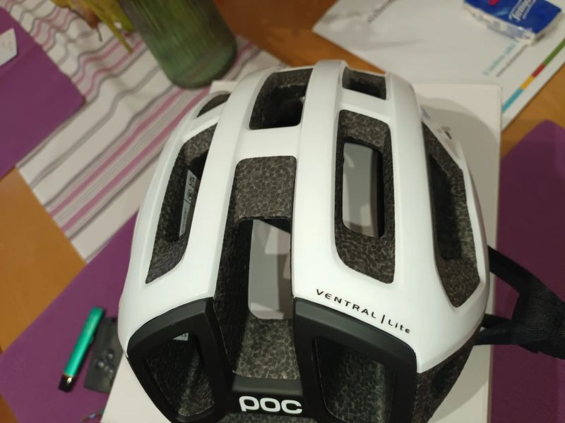 Prodám helmu POC Venrtral Lite