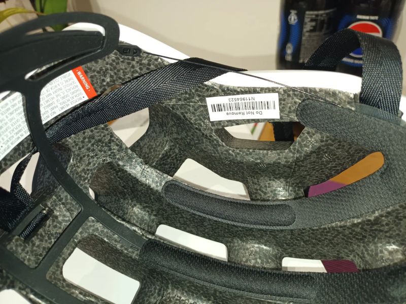 Prodám helmu POC Venrtral Lite