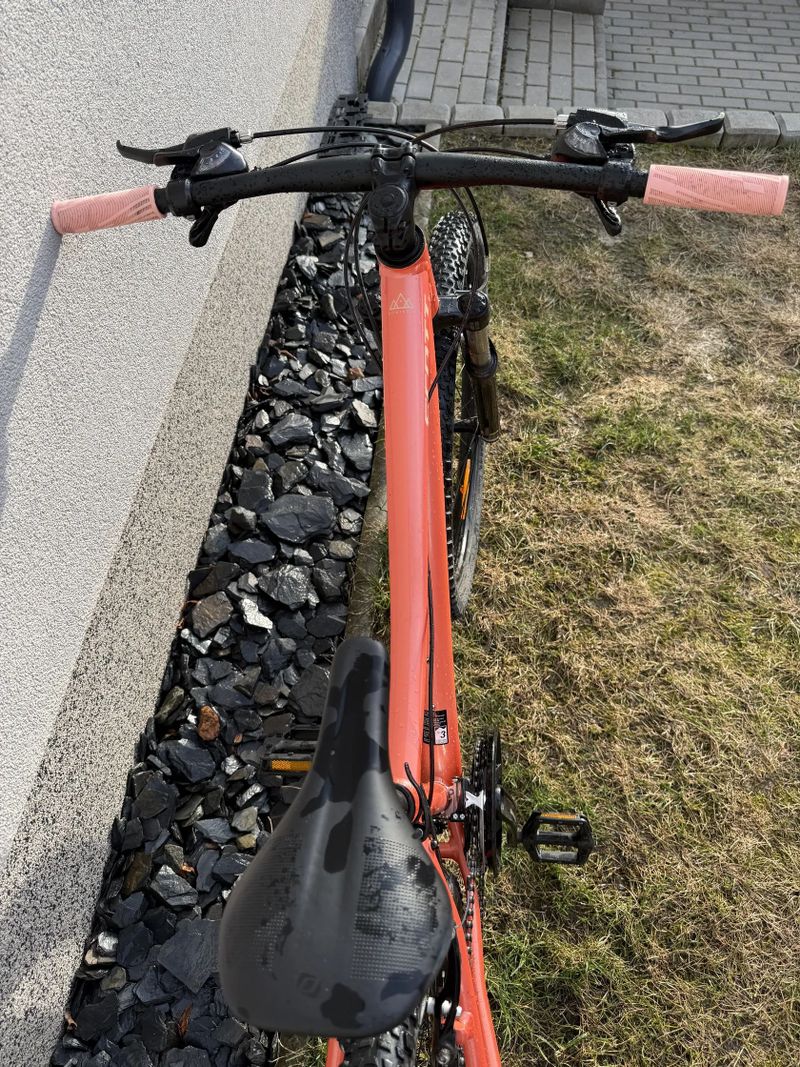 Scott Contessa 26”