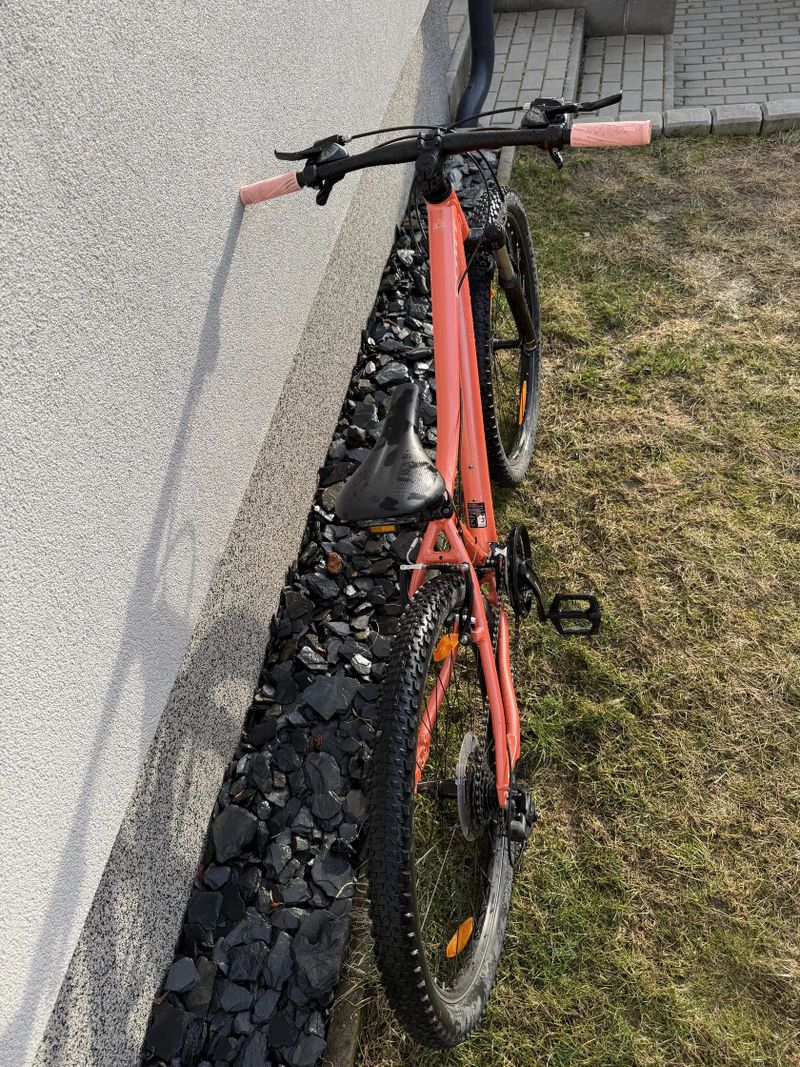 Scott Contessa 26”