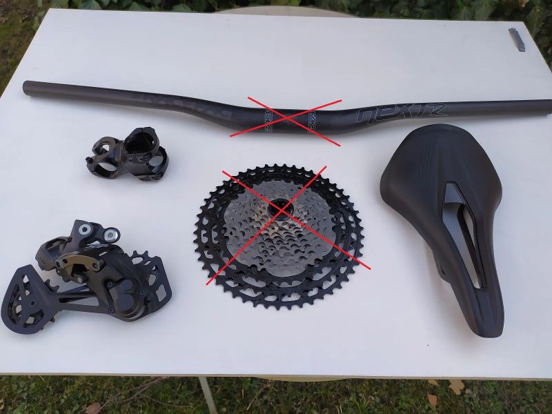 Cyklo komponenty - Nové, nejeté