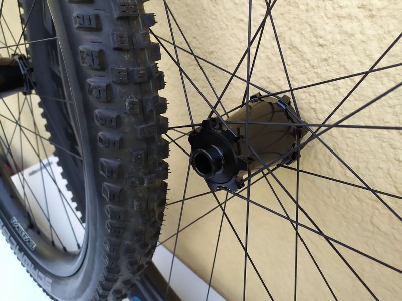 Cyklo komponenty - Nové, nejeté