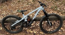 Prodám Trek Slash gen.6 vel.M/L