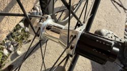 Silnicni kola DT Swiss R32 - orech Shimano road
