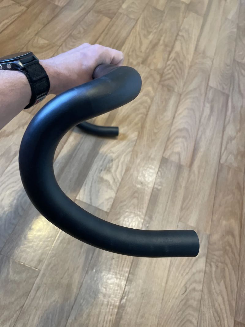 Řídítka Canyon silniční H17 ergo 420 mm