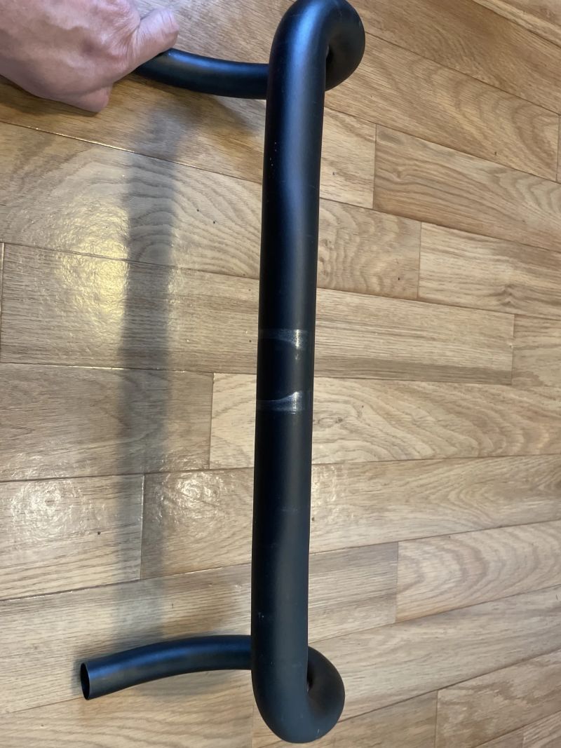 Řídítka Canyon silniční H17 ergo 420 mm