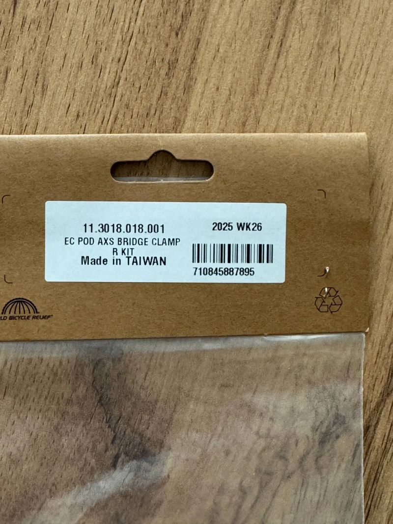 Objímka Sram MMX s pravým nástavcem uchycení ovladače POD AXS