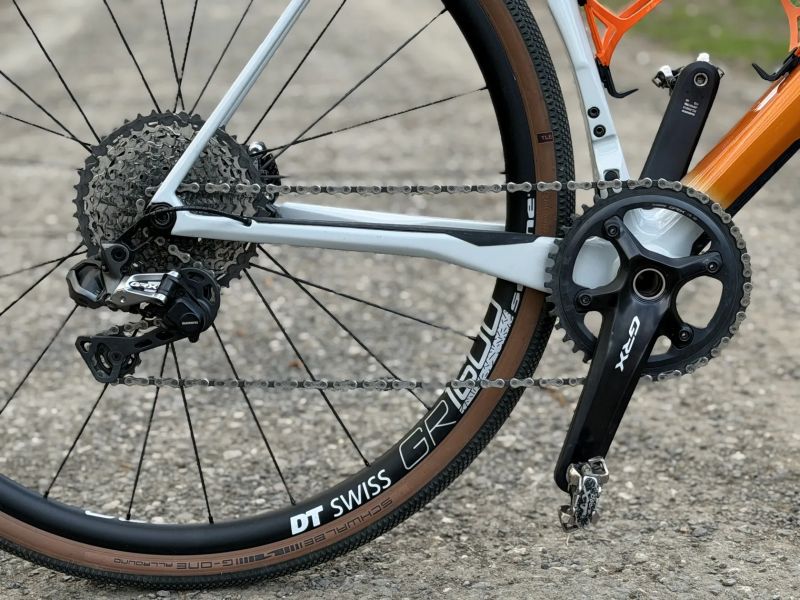 Superior Superior X-ROAD Team Issue Di2 GR Gloss Grey