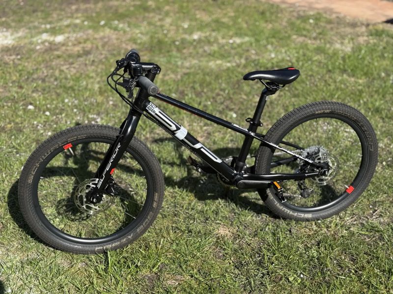 Dětské kolo Superior TEAM 20 – lehké, rychlé, top výbava