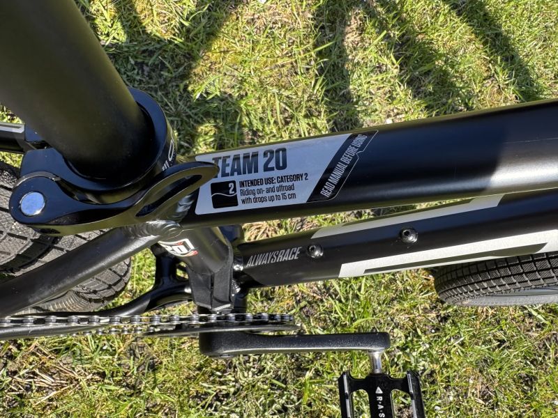 Dětské kolo Superior TEAM 20 – lehké, rychlé, top výbava