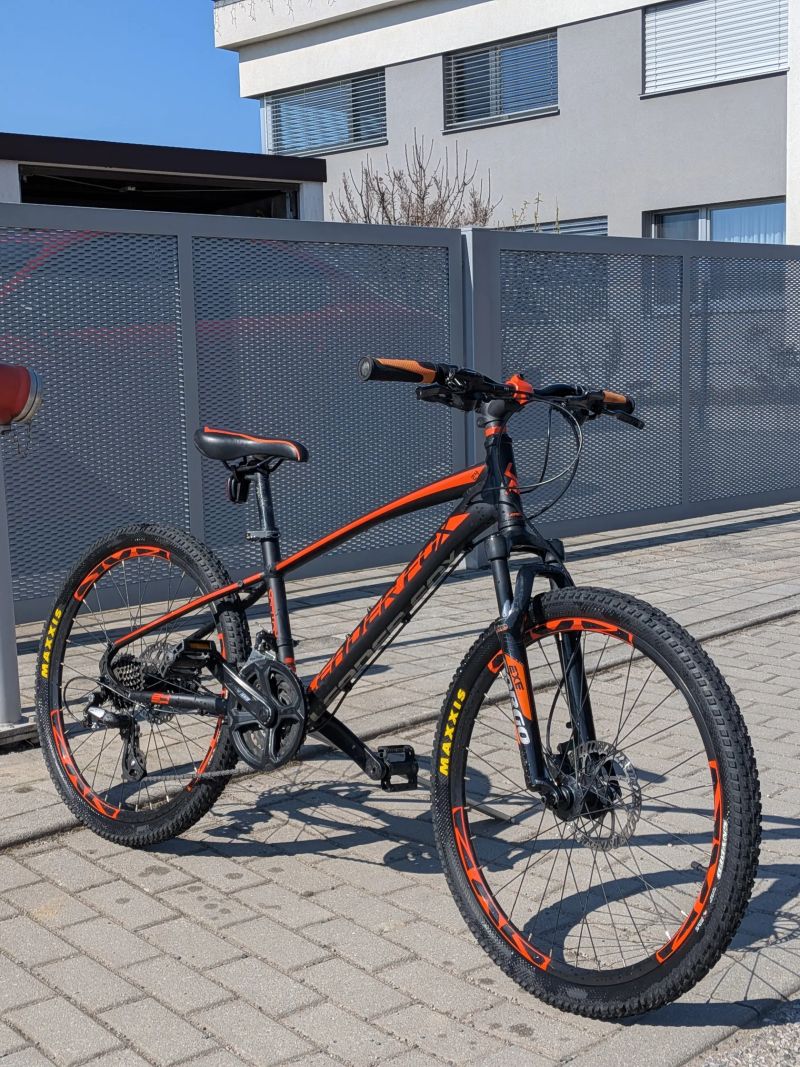 Leader Fox Capitan 24