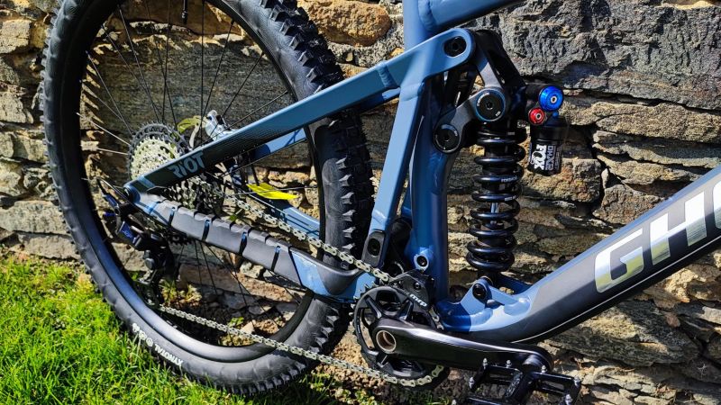 Ghost Riot EN Full Party