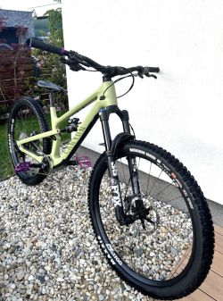 Canyon Spectral 125 CF8
