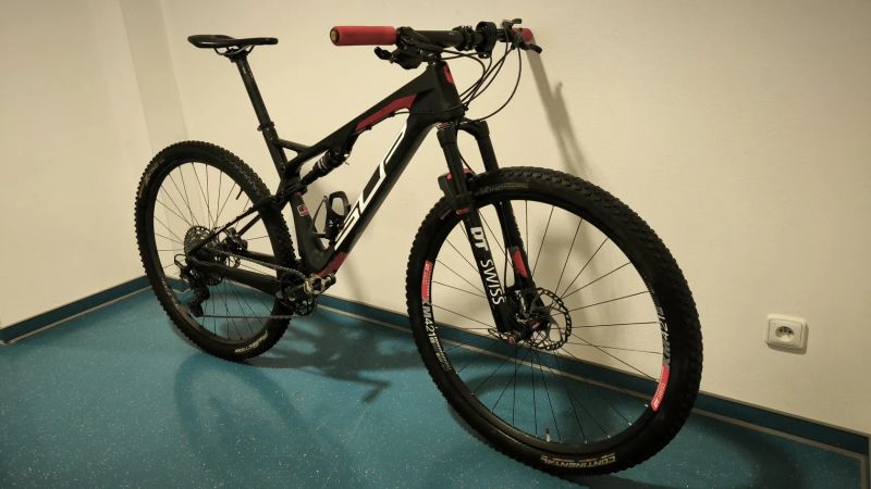 Karbonový full Superior XF 29, XT 1×12, vel. L