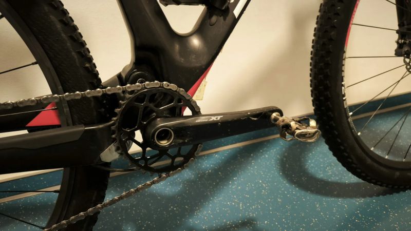 Karbonový full Superior XF 29, XT 1×12, vel. L