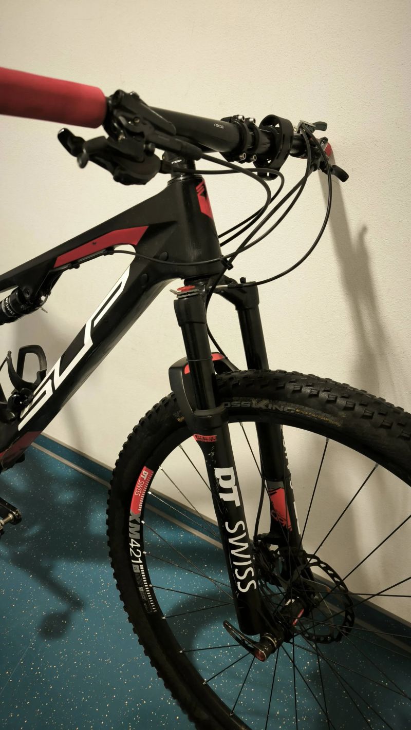 Karbonový full Superior XF 29, XT 1×12, vel. L