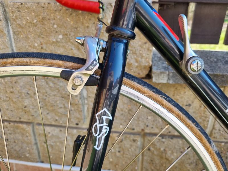 Silniční kolo FORT frames