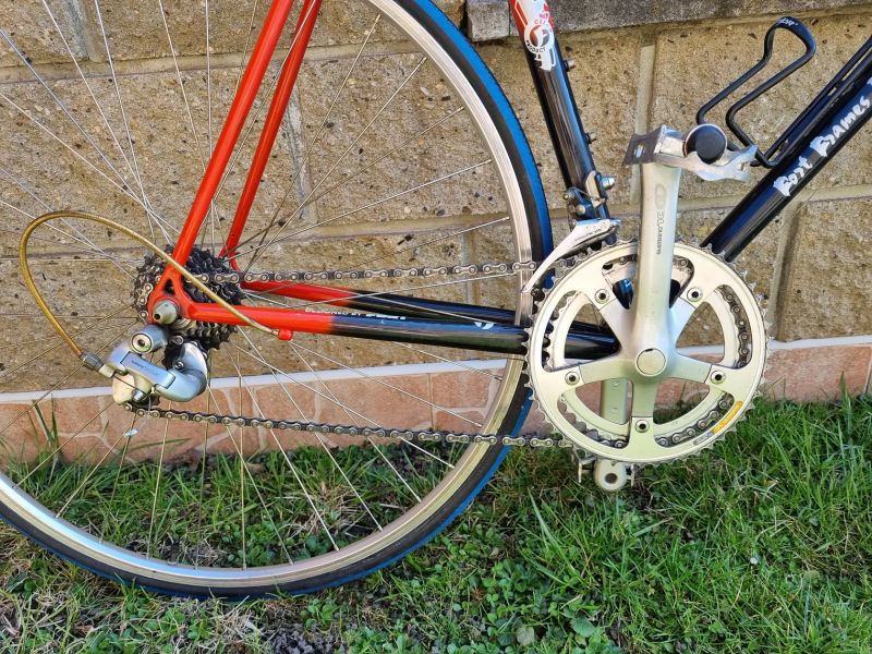 Silniční kolo FORT frames