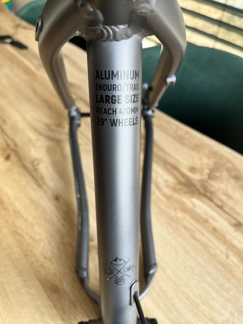 Dartmoor Primal 29”