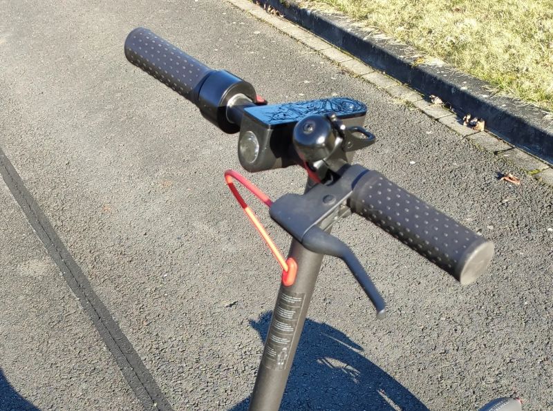 Elektrická koloběžka Xiaomi Mi Electric Scooter Pro