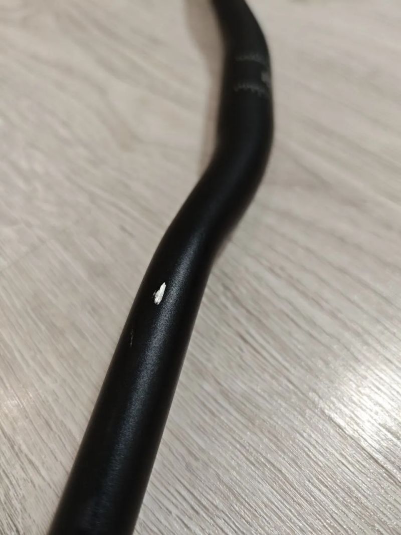 Řidítka 31,8mm, 690mm