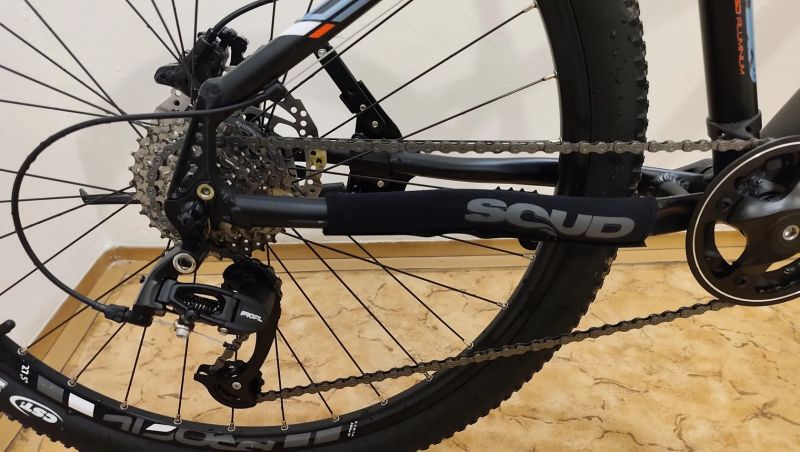 Prodám dětské horské kolo SCUD – TOP STAV!