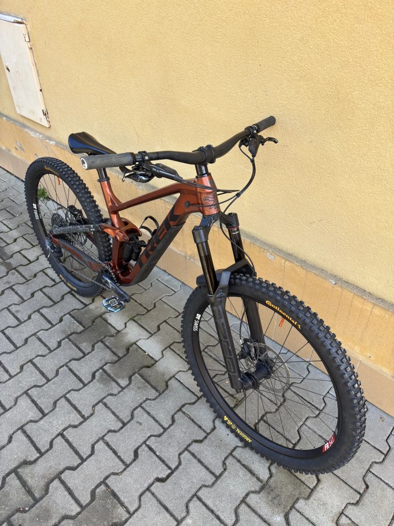 Trek Slash 8 Gen 5 Pennyflake (2023)🔥