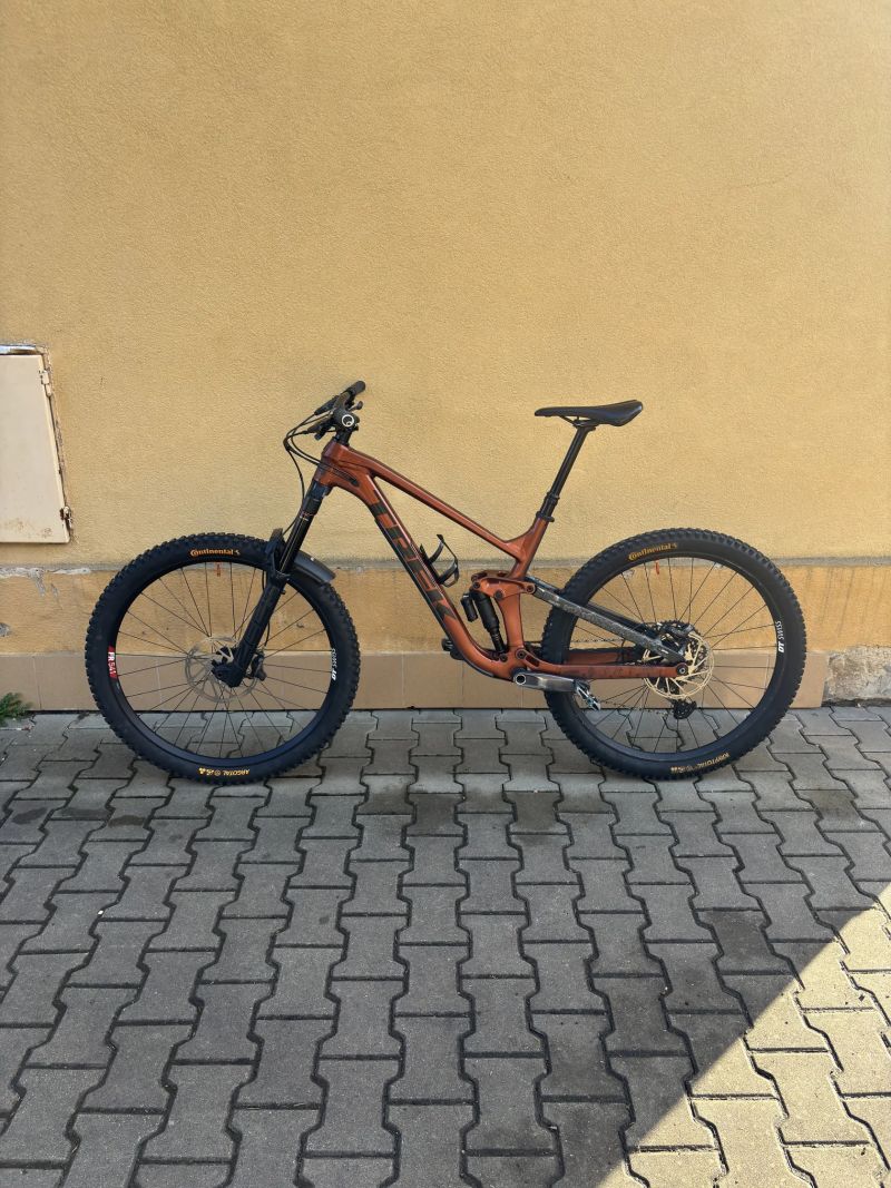 Trek Slash 8 Gen 5 Pennyflake (2023)🔥