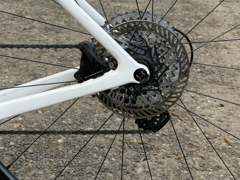 3T Exploro Race vel. 56