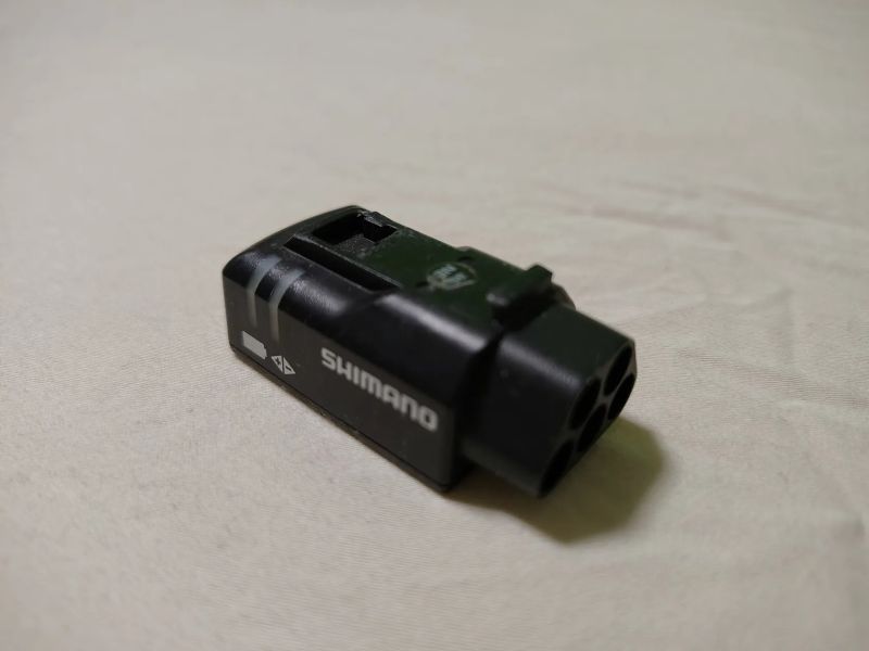 Řídící jednotka SHIMANO DURA-ACE Di2 SM-EW 90-A 3pin + 90-B 5pin