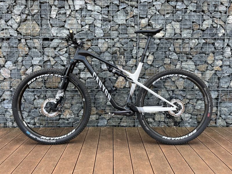 Canyon Lux World Cup CF 7