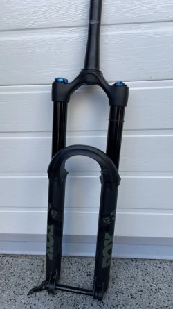 Fox 38 Float GRIP, 3-Position w/Micro Adjust, Tapered, 15x110mm, E-Bike Optimized, 170mm