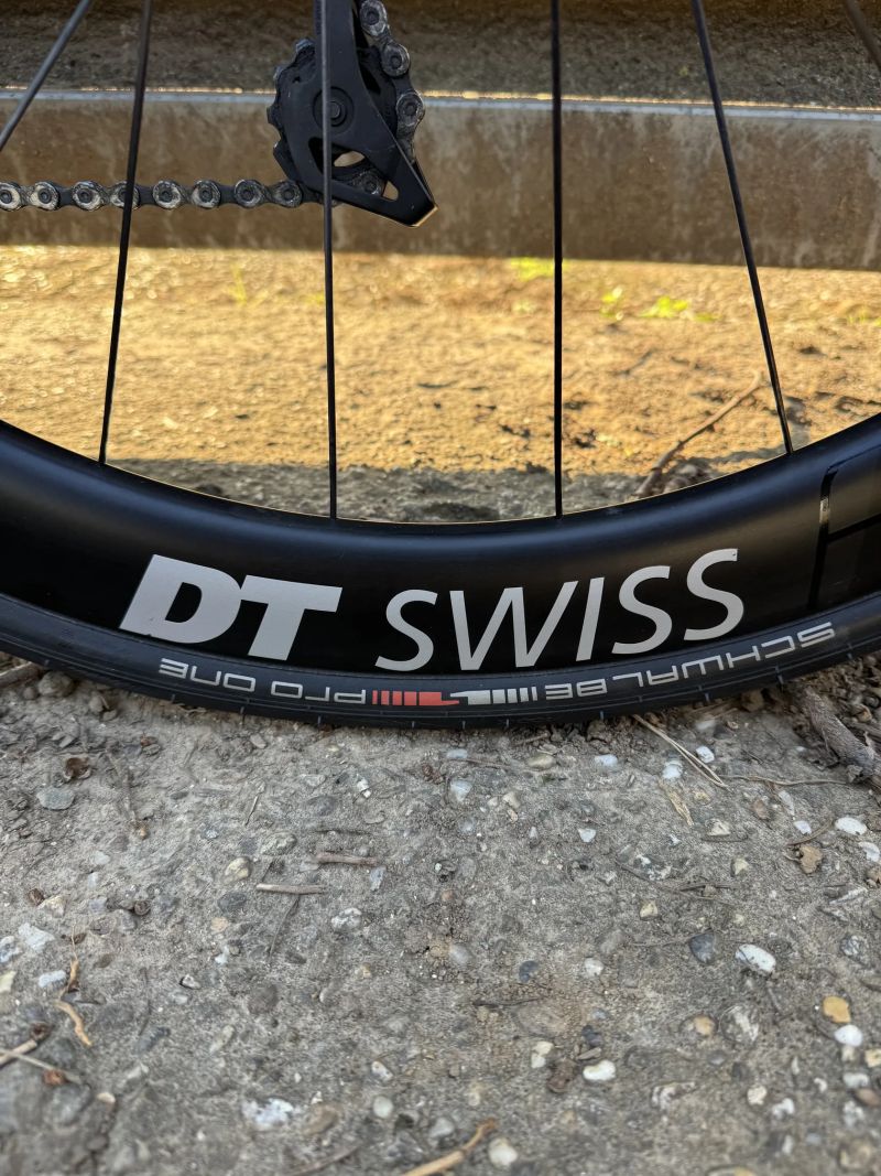 Colnago Concept - ULTEGRA Di2, DT SWISS, WATTMETR