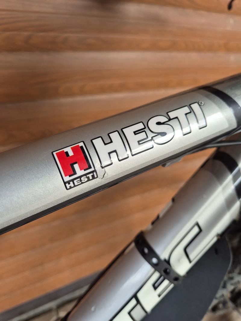 Duratec 7020 T6 – Limitovaná edice HESTI – RockShox / SRAM X-9