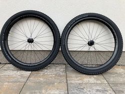 Karbonová kola Bontrager - Line Carbon 30 + pláště XR5