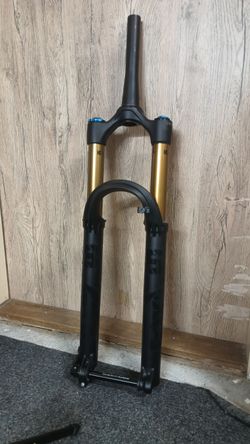 *Nová* Vidlice Fox Factory 36 Grip X 2025 150mm e-optimize