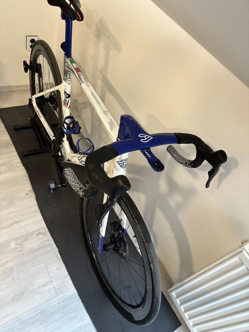 Cinelli Pressure Team edition