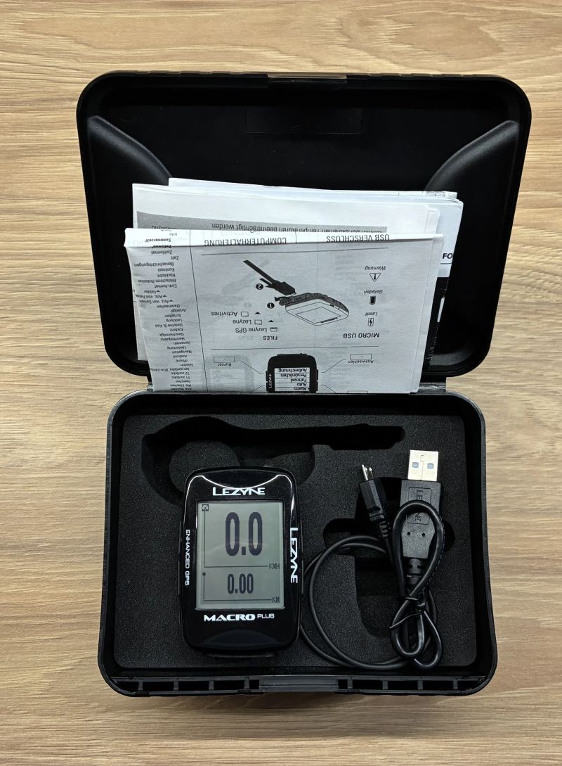 Cyklopočítač Lezyne Macro Plus GPS - nová batéria