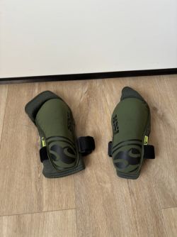 iXS Flow Evo+ lakte - vel. L