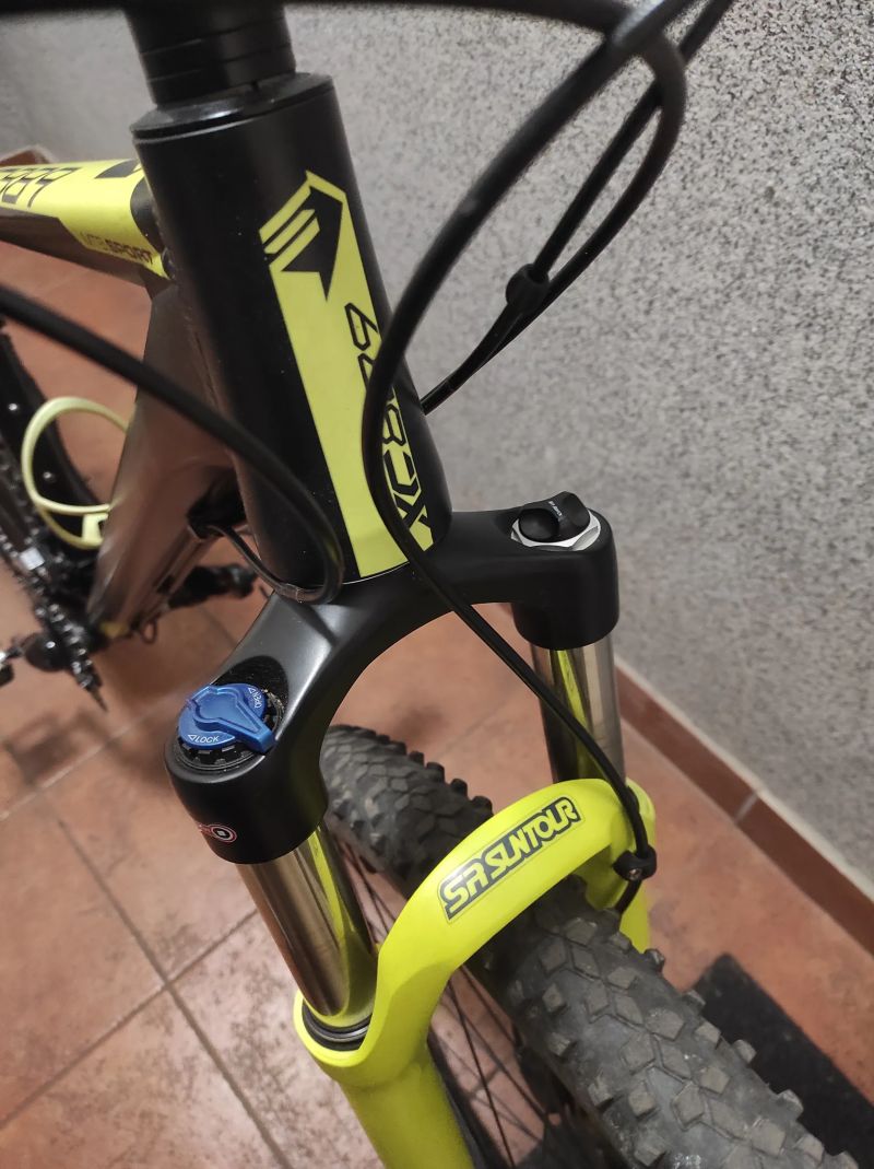 Superior XC 889 (M) horské kolo 29