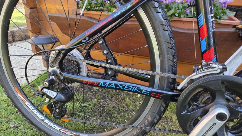 Chlapecké horské kolo 26" vel. XS 145-162cm Maxbike.