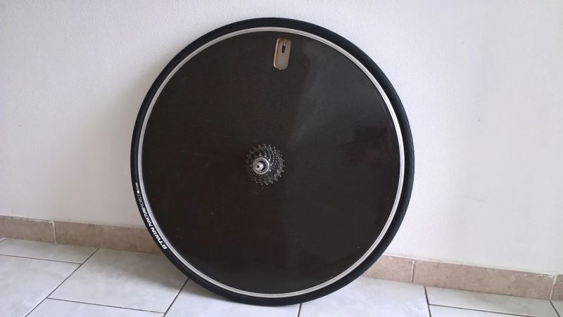 Disk na silniční kolo