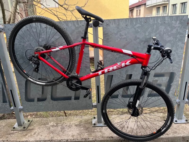 Horské kolo Trek Marlin 6